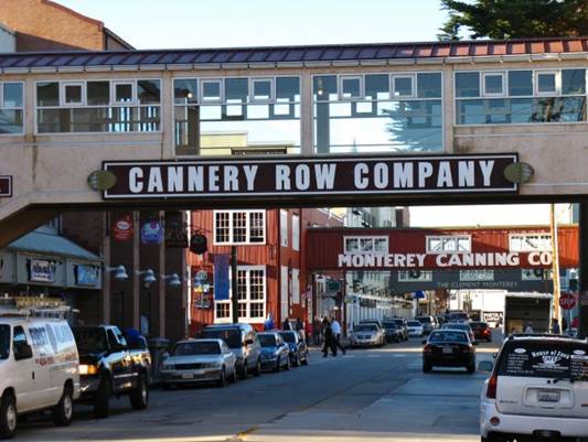 https://www.californiabeaches.com/wp-content/uploads/2017/05/Monterey-California-33101587491-650x488.jpg